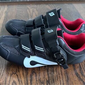 Size 41 Peloton Cycling Shoes